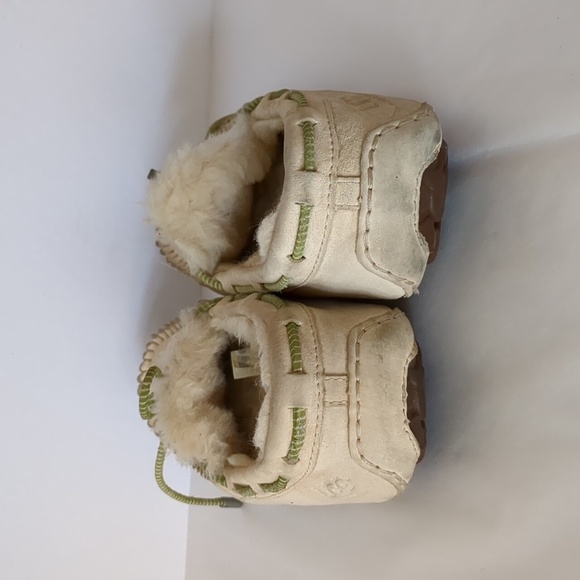 UGG Dakota Moccasin Slippers Suede Shearling Size 6 - Picture 4 of 8